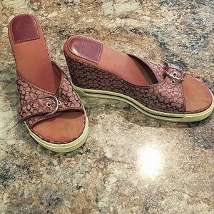 Coach size 8.5 burgendy